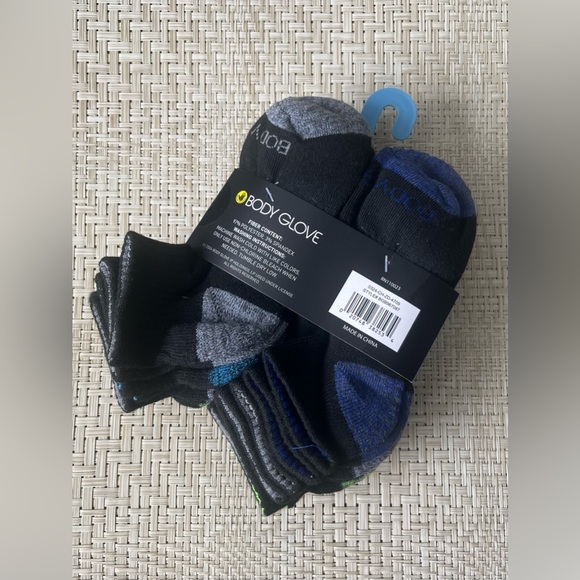 10 Pairs of Body Glove Cushioned Quarter Socks Size M (6-8) shoe - Picture 2 of 4